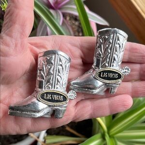 Vtg LAS VEGAS Cowboy Boot S&P Shakers Silver Tone Metal Hong Kong Novelty